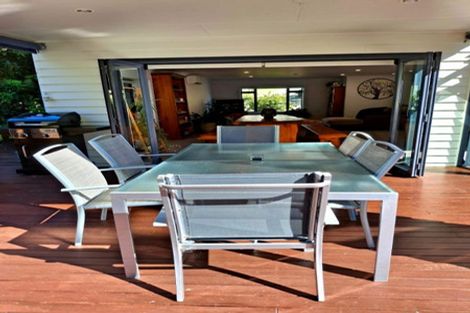 Photo of property in 201 Karaka Road, Thames, 3500