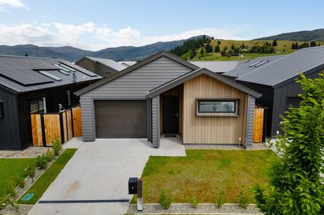 Photo of property in 7 Sandstorm Way, Cromwell, 9310