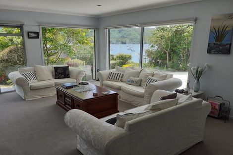 Photo of property in 7 Finlay Grove, Waikawa, Picton, 7220
