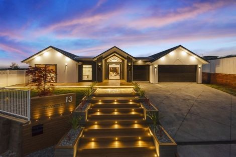 Photo of property in 13 Sylvester Crescent, Flagstaff, Hamilton, 3210