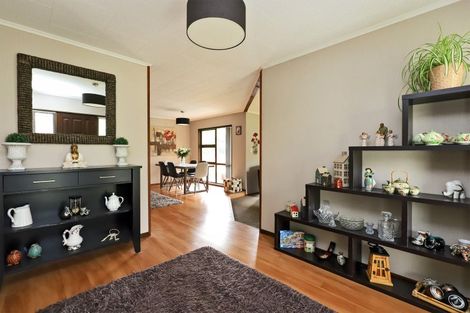 Photo of property in 38 Kent Terrace, Taradale, Napier, 4112