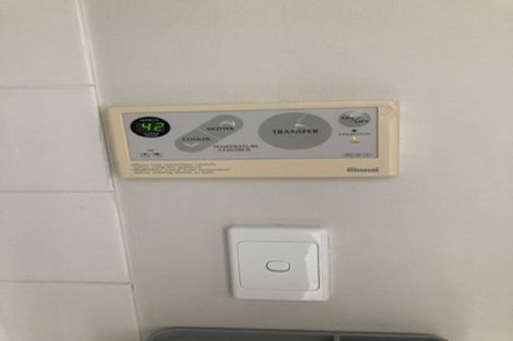 Photo of property in 61 Luton Avenue, Sunnyhills, Auckland, 2010