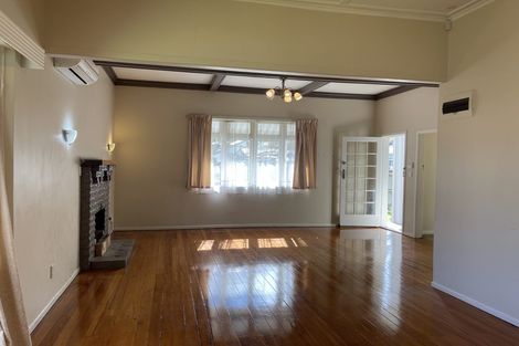 Photo of property in 61 Glenvar Road, Torbay, Auckland, 0630