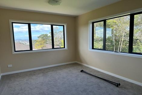 Photo of property in 300 Sturges Road, Henderson Valley, Auckland, 0612