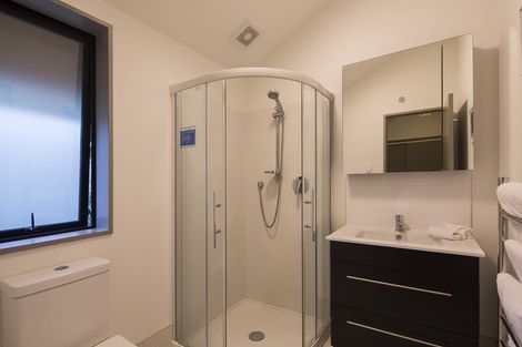 Photo of property in La Residence Du Lac, 39/527 Frankton Road, Queenstown, 9300