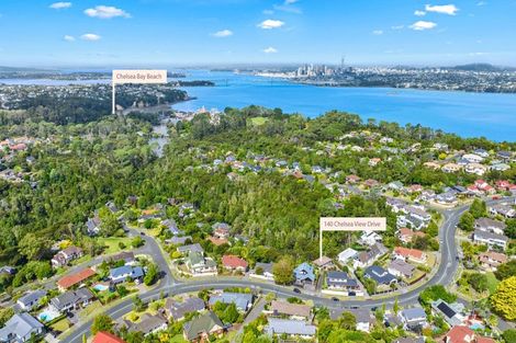 Photo of property in 140 Chelsea View Drive, Chatswood, Auckland, 0626