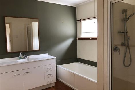 Photo of property in 1/13 Fairlea Road, Te Atatu South, Auckland, 0610