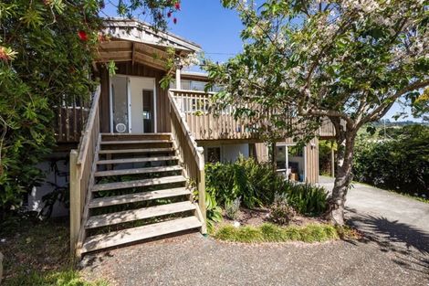 Photo of property in 6 Seatoun Avenue, Leigh, Warkworth, 0985