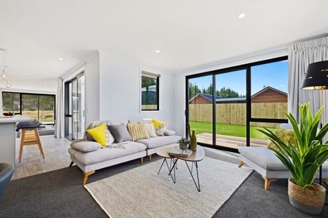 Photo of property in 9 Isthmus Place, Lake Hawea, Wanaka, 9382