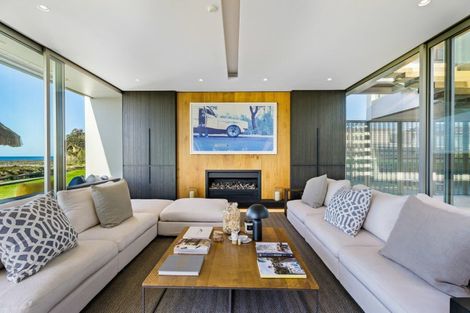 Photo of property in 45 Taumata Road, Omaha, 0986