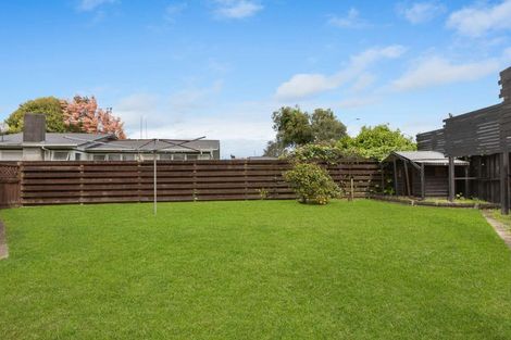 Photo of property in 8 Brough Place, St Andrews, Hamilton, 3200