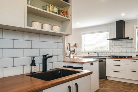 Photo of property in 4 Campbelton Street, Lawrence, 9532