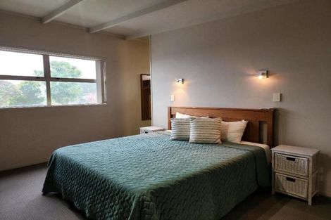 Photo of property in 42 Jans Terrace, Oakura, 4314