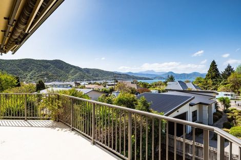 Photo of property in 8a Waimarama Street, Waikawa, Picton, 7220