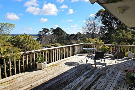 Photo of property in 2/43 Brigantine Drive, Beach Haven, Auckland, 0626