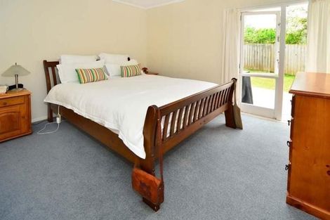 Photo of property in 1/15 Manuka Road, Bayview, Auckland, 0629