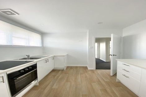 Photo of property in 2/61 Marshland Road, Shirley, Christchurch, 8061