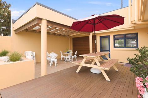 Photo of property in 1 Bermuda Drive, Papamoa Beach, Papamoa, 3118