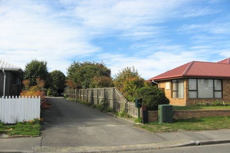 Photo of property in 24 Takaro Avenue, Sockburn, Christchurch, 8042