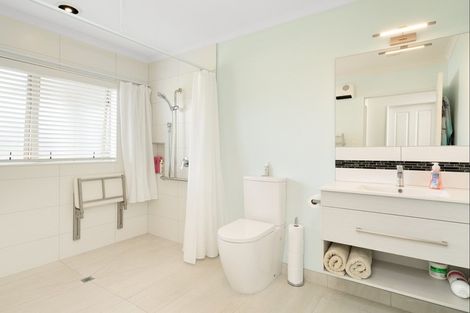 Photo of property in 126 Santa Monica Drive, Papamoa Beach, Papamoa, 3118