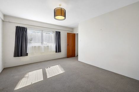 Photo of property in 44 Nevada Drive, Merrilands, New Plymouth, 4312