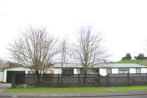 Photo of property in 12 Heaphy Street, Westown, New Plymouth, 4310