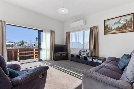Photo of property in 1/14 Makere Street, Waitara, 4320
