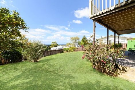 Photo of property in 2/401 East Coast Road, Mairangi Bay, Auckland, 0630