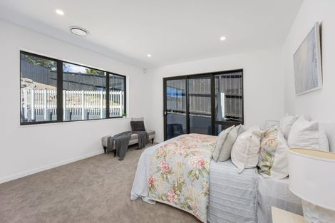 Photo of property in 15 Dulcie Way, Orewa, 0931