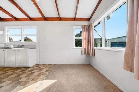 Photo of property in 6 Bates Street, Papakura, 2110