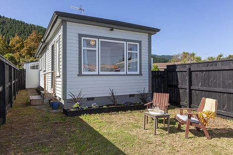 Photo of property in 56a Hinemoa Street, Paraparaumu, 5032