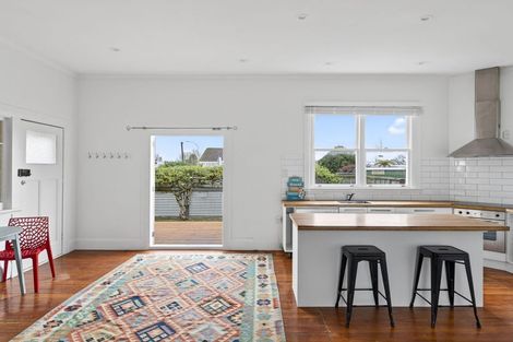 Photo of property in 60 Sheehan Street, Whataupoko, Gisborne, 4010