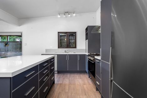 Photo of property in 17 Ward Drive, Opua, 0200