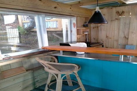 Photo of property in 120 Ferry Road, Arkles Bay, Whangaparaoa, 0932