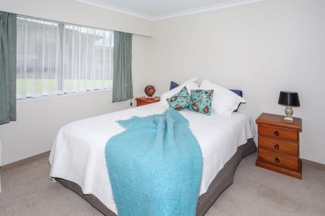Photo of property in 6 Tremen Place, Pukekohe, 2120