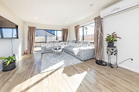 Photo of property in 45 Matata Drive, Takanini, 2112