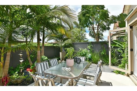 Photo of property in 16 Millennial Way, Orewa, 0931