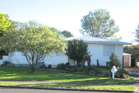 Photo of property in 23 Swallow Drive, Manurewa, Auckland, 2102