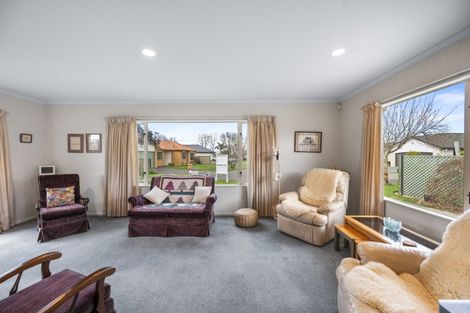 Photo of property in 14 Flemington Place, Taradale, Napier, 4112