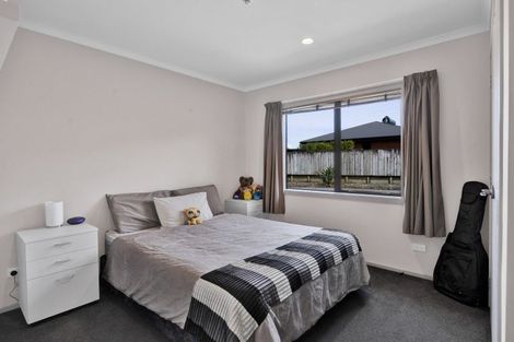 Photo of property in 5a James Drive, Bell Block, New Plymouth, 4312