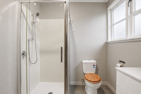 Photo of property in 10 Derby Street, Green Island, Dunedin, 9018