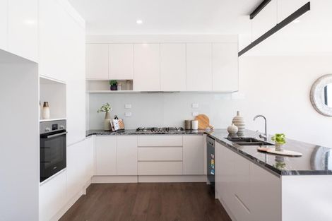 Photo of property in 32 Kea Road, Silverdale, 0932