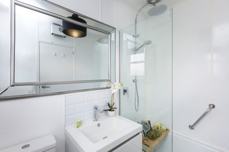 Photo of property in 2/504 Fergusson Drive, Trentham, Upper Hutt, 5018