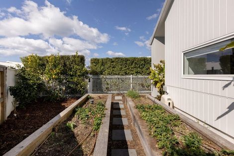 Photo of property in 30 Colpoma Close, Papamoa Beach, Papamoa, 3118