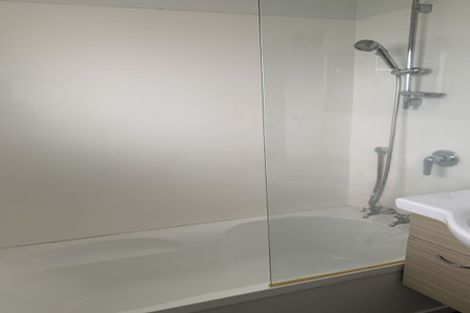 Photo of property in 2/6 Olena Avenue, Sunnyhills, Auckland, 2010