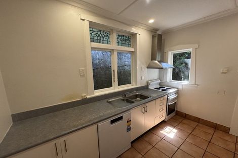 Photo of property in 35 Adams Terrace, Aro Valley, Wellington, 6021