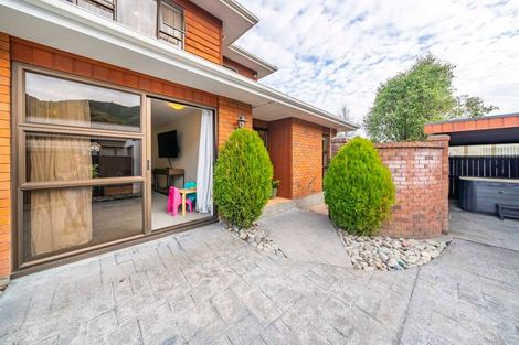 Photo of property in 5 California Drive, Totara Park, Upper Hutt, 5018