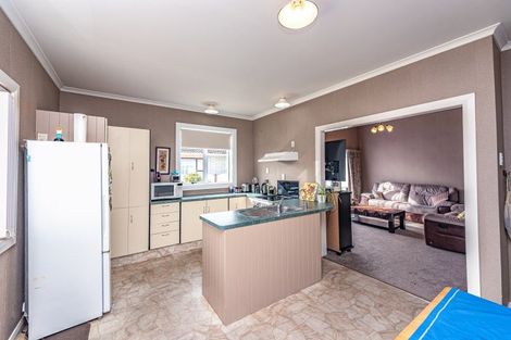 Photo of property in 54 Tawa Street, Gonville, Whanganui, 4501