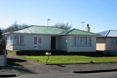 Photo of property in 9 King Street, Carterton, 5713