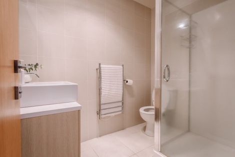 Photo of property in 2/35 Victoria Road, Mount Maunganui, 3116